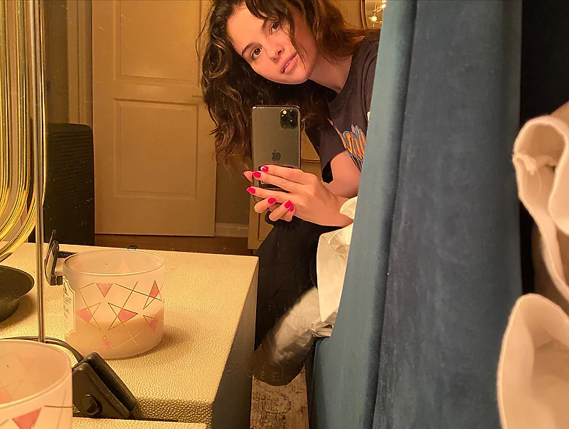 Selena Gomez's hand photo
