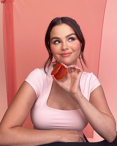 Selena Gomez's hand photo
