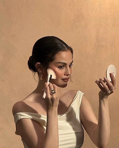 Selena Gomez's hand photo
